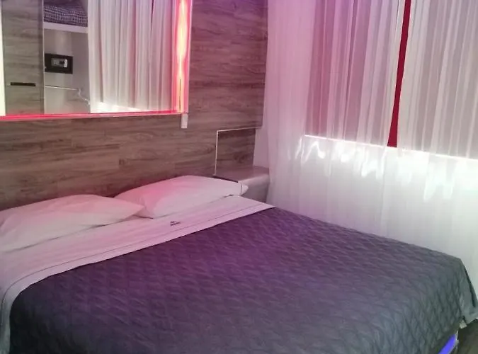 Muy (adults Only) Hotel